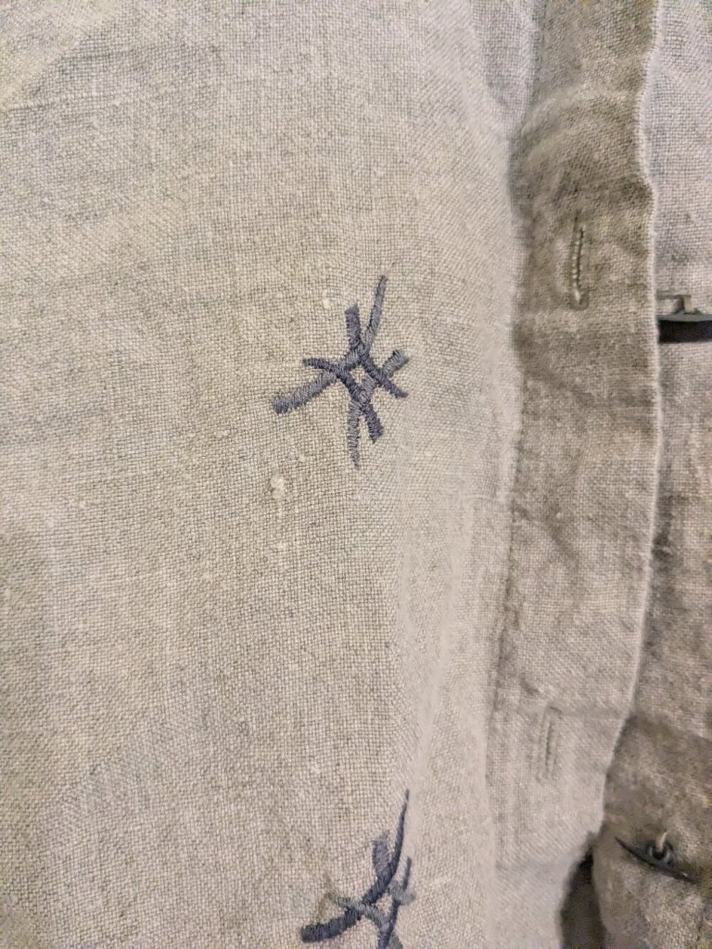 Cute linen jacket/top. - Picture 4 of 5